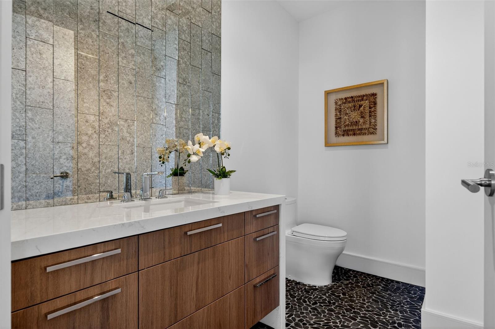 1591 GULF OF MEXICO DR #410