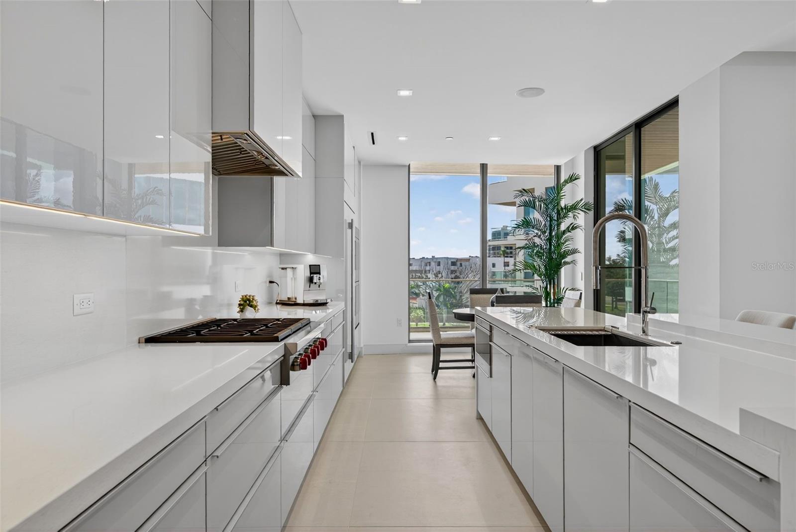 1591 GULF OF MEXICO DR #410