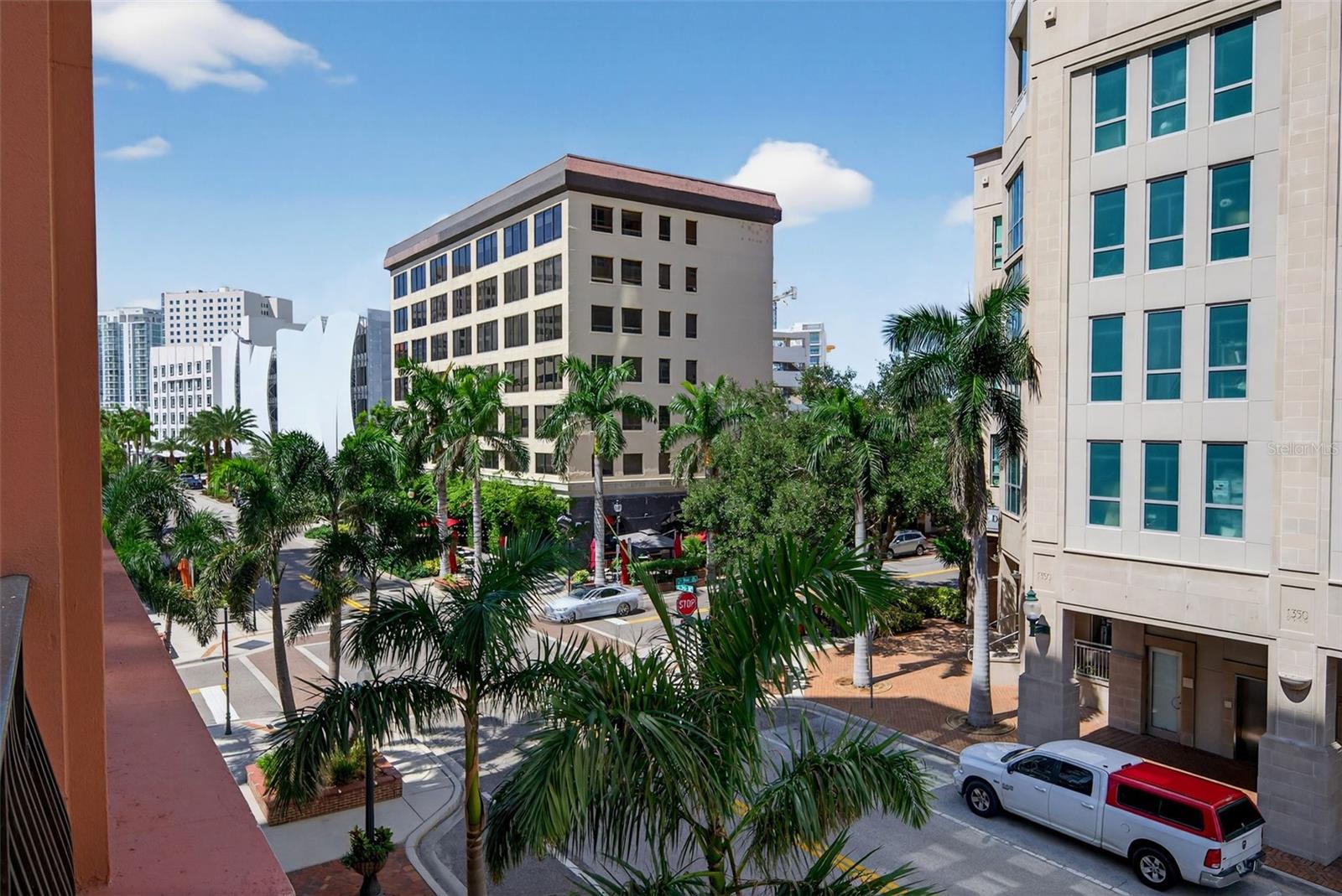 1330 MAIN ST #3