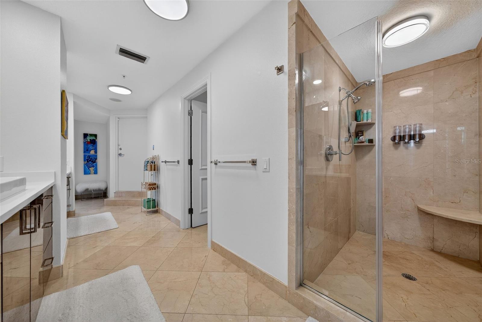 1330 MAIN ST #3