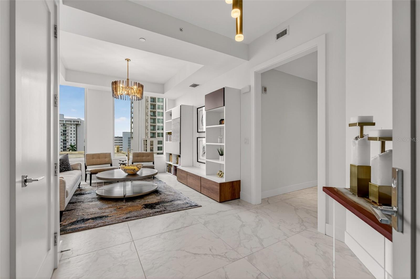 111 S PINEAPPLE AVE #615