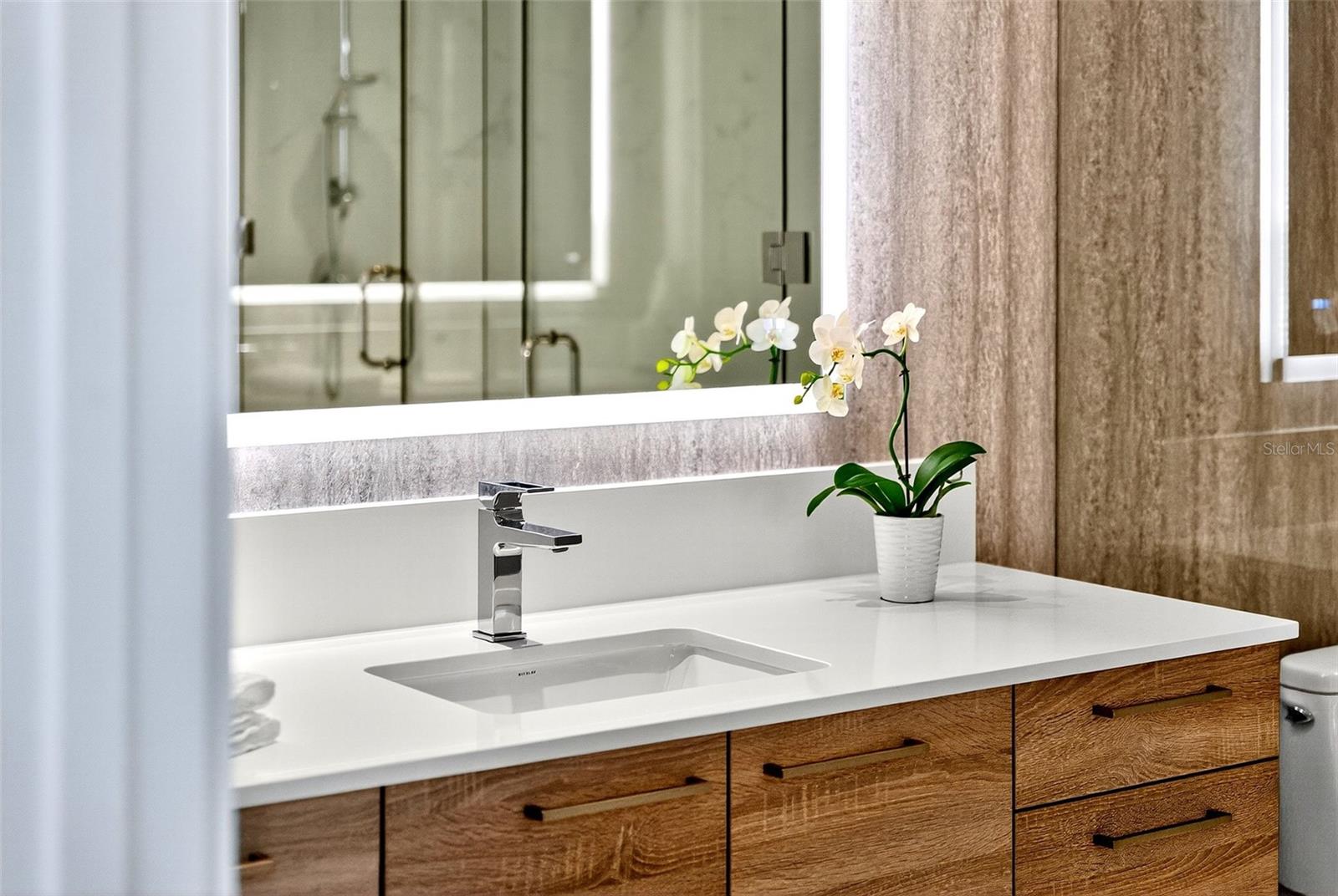 111 S PINEAPPLE AVE #615