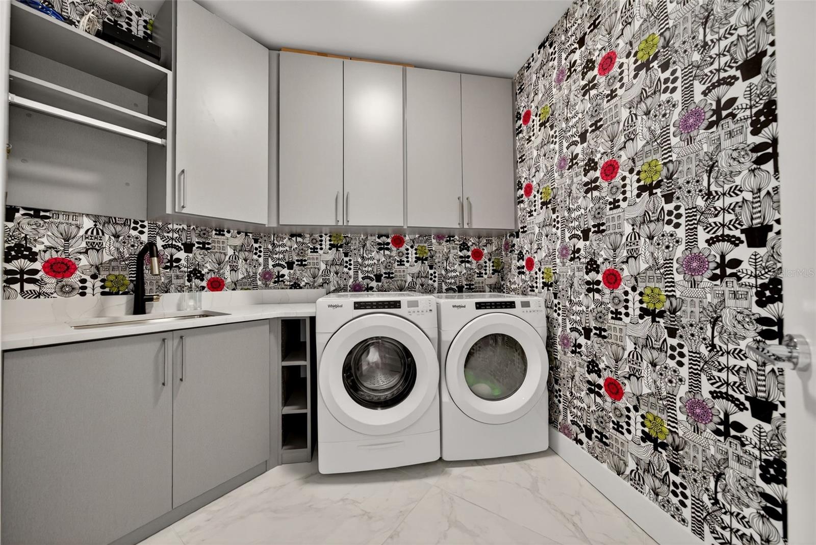 111 S PINEAPPLE AVE #615