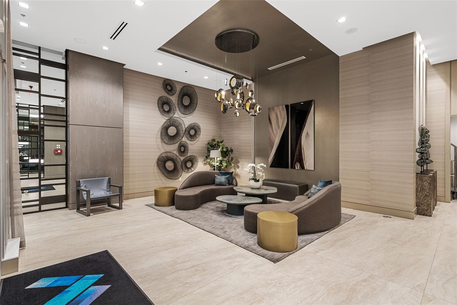 111 S PINEAPPLE AVE #615