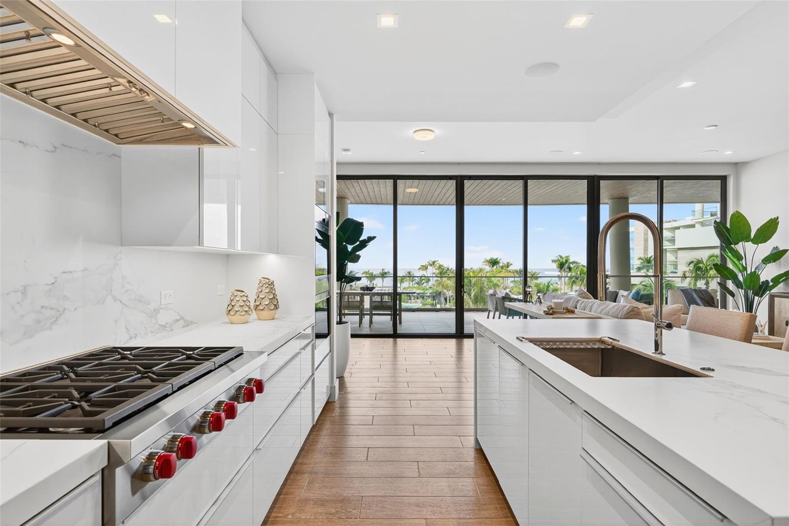 1591 GULF OF MEXICO DR #314