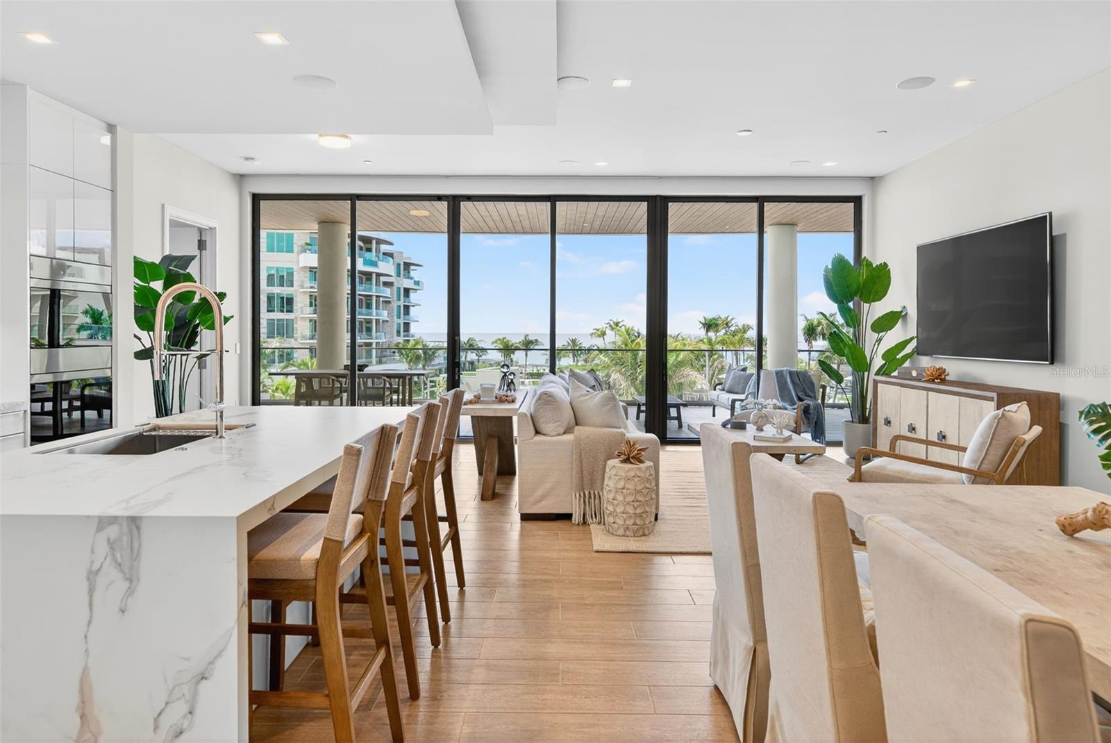 1591 GULF OF MEXICO DR #314