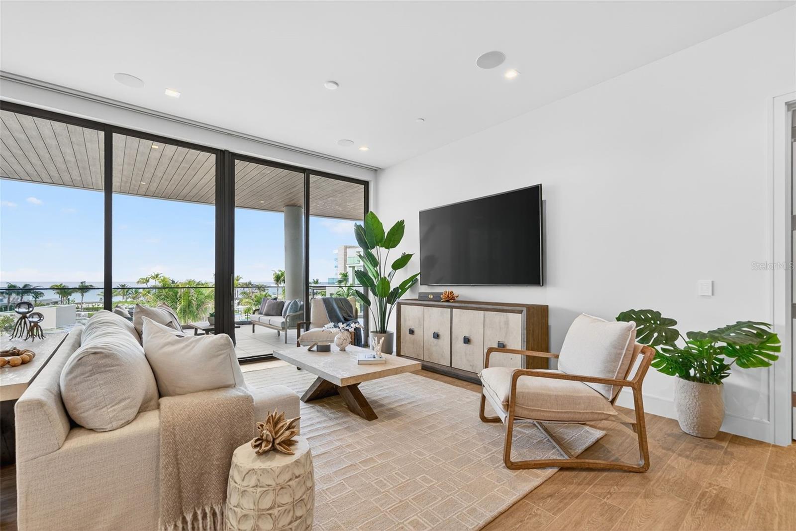 1591 GULF OF MEXICO DR #314