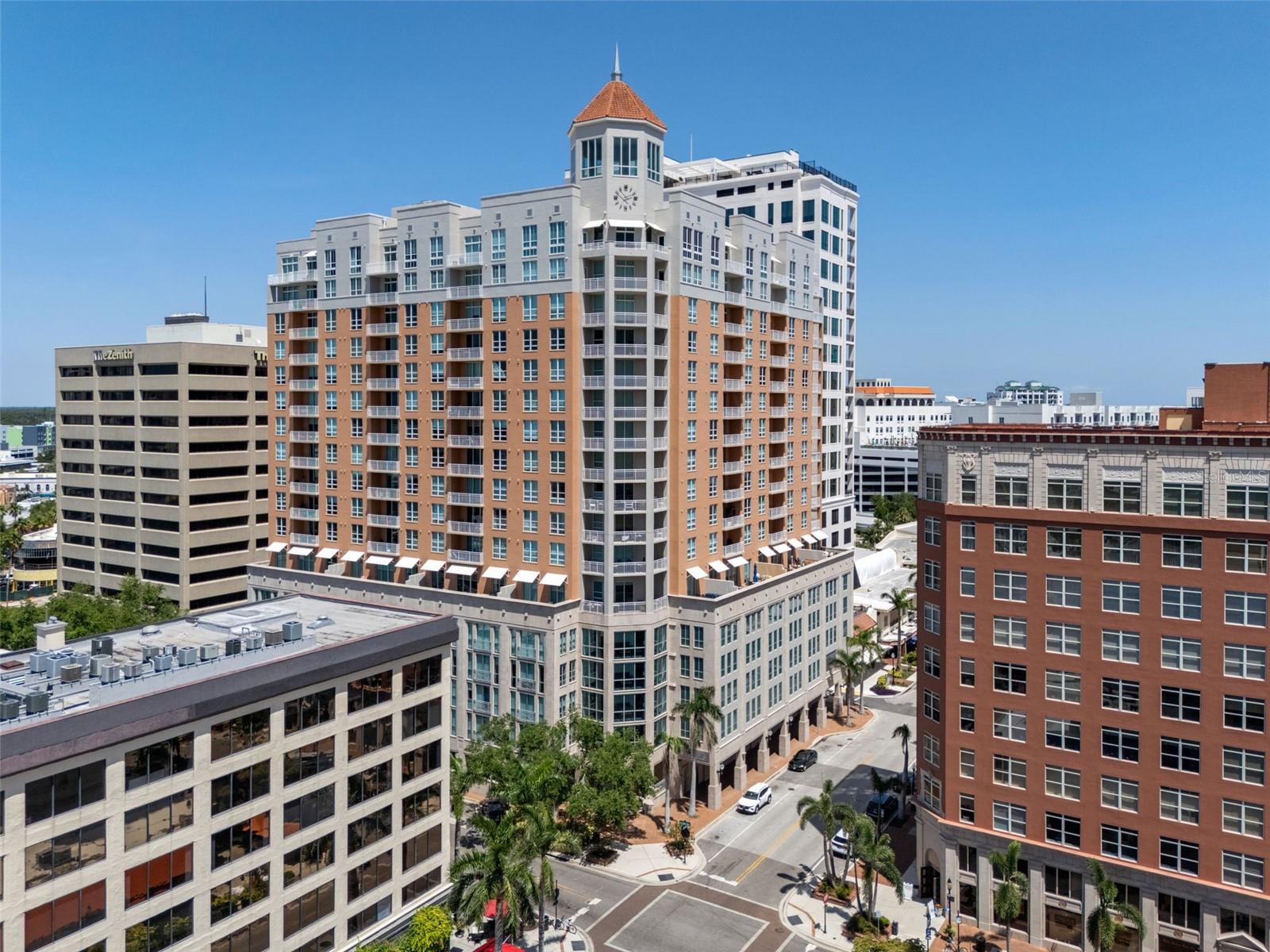 1350 MAIN ST #404