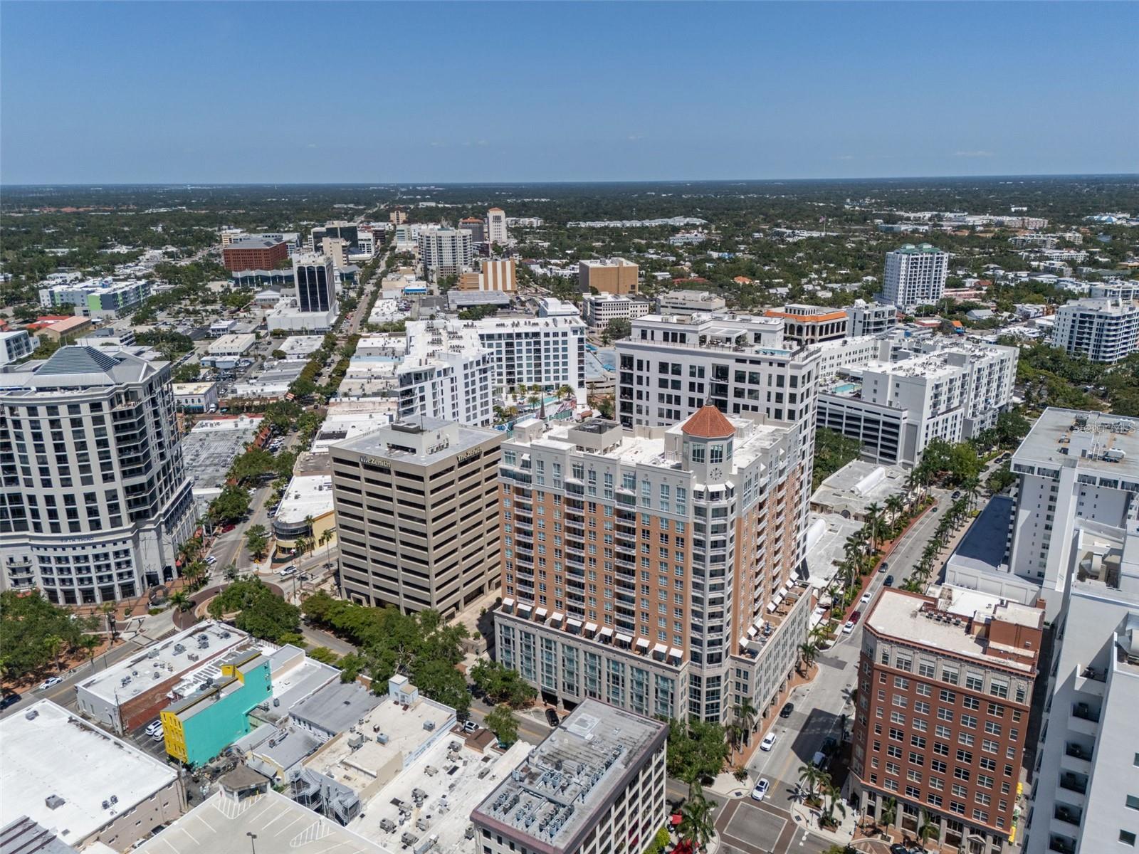 1350 MAIN ST #404