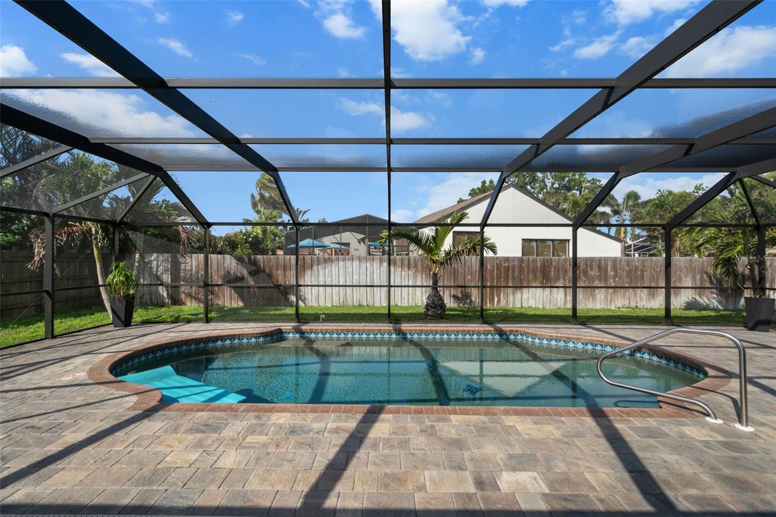 1239 PINEBROOK WAY