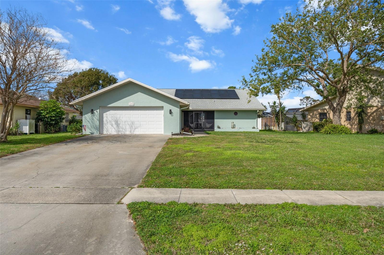 1239 PINEBROOK WAY