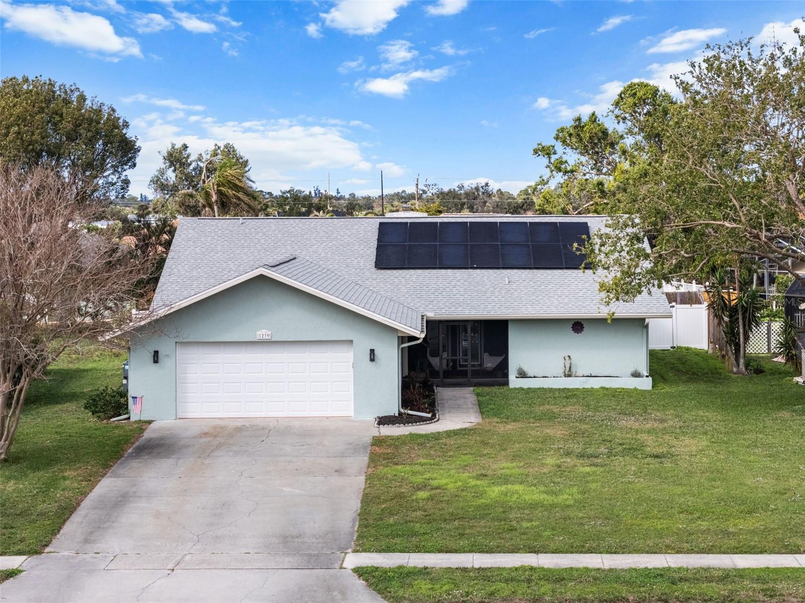 1239 PINEBROOK WAY