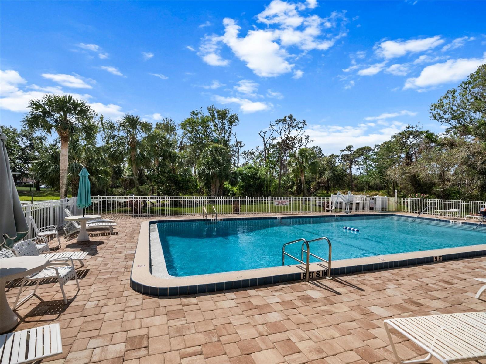 1239 PINEBROOK WAY