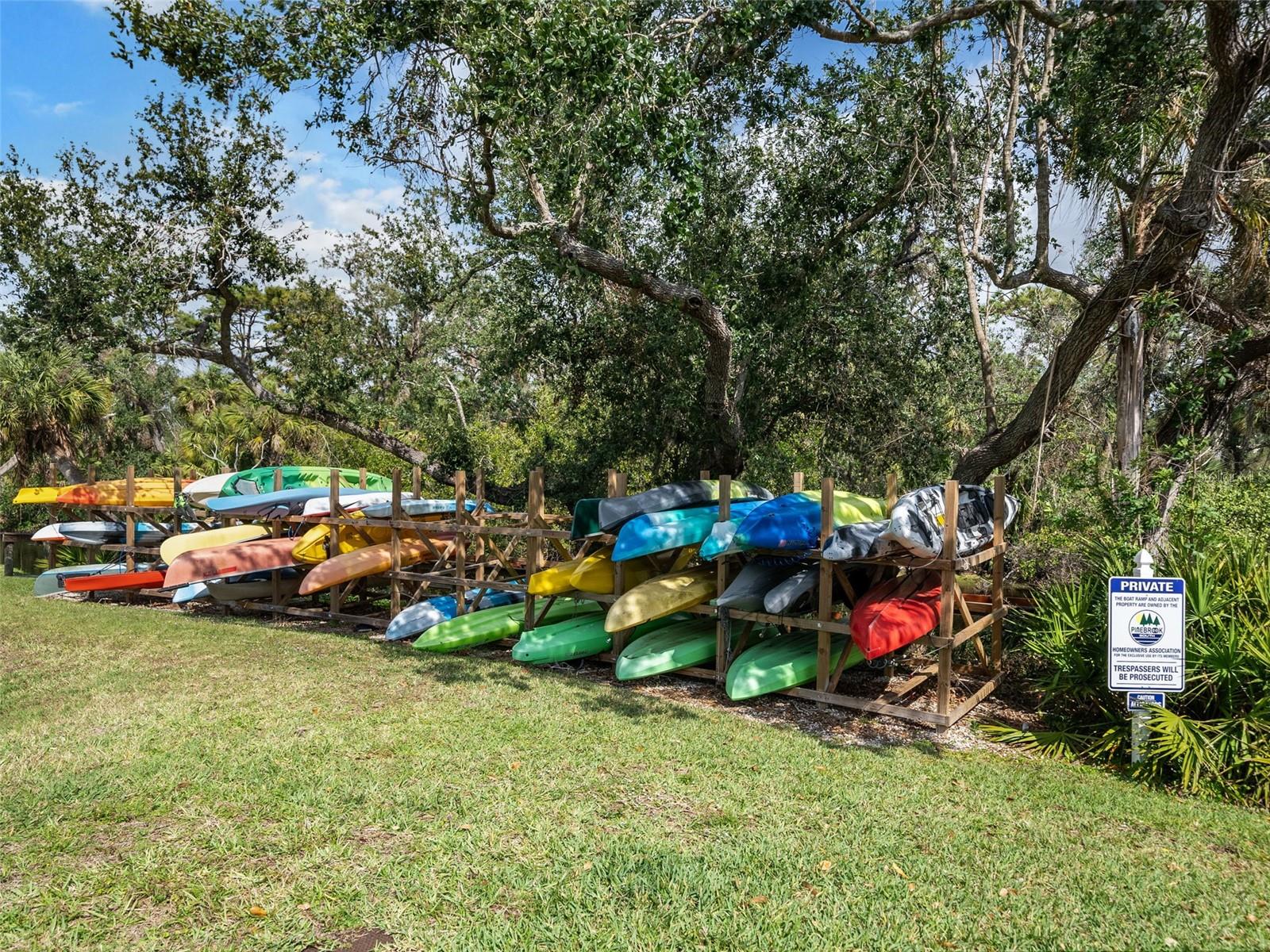 1239 PINEBROOK WAY