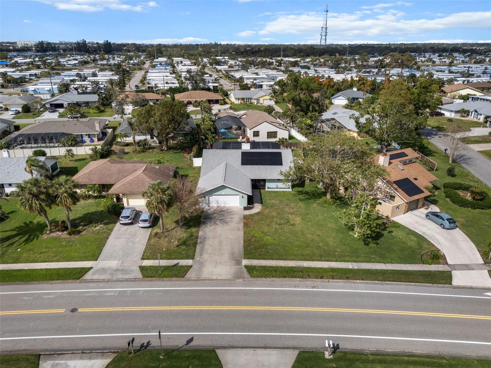 1239 PINEBROOK WAY