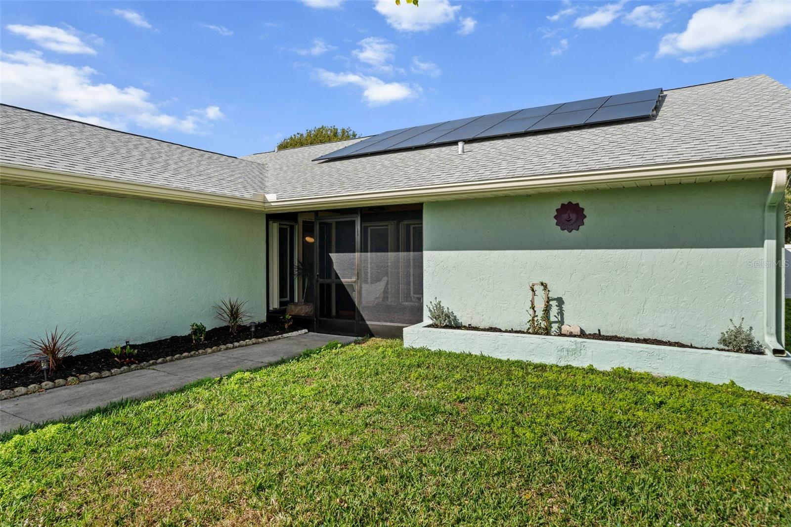 1239 PINEBROOK WAY
