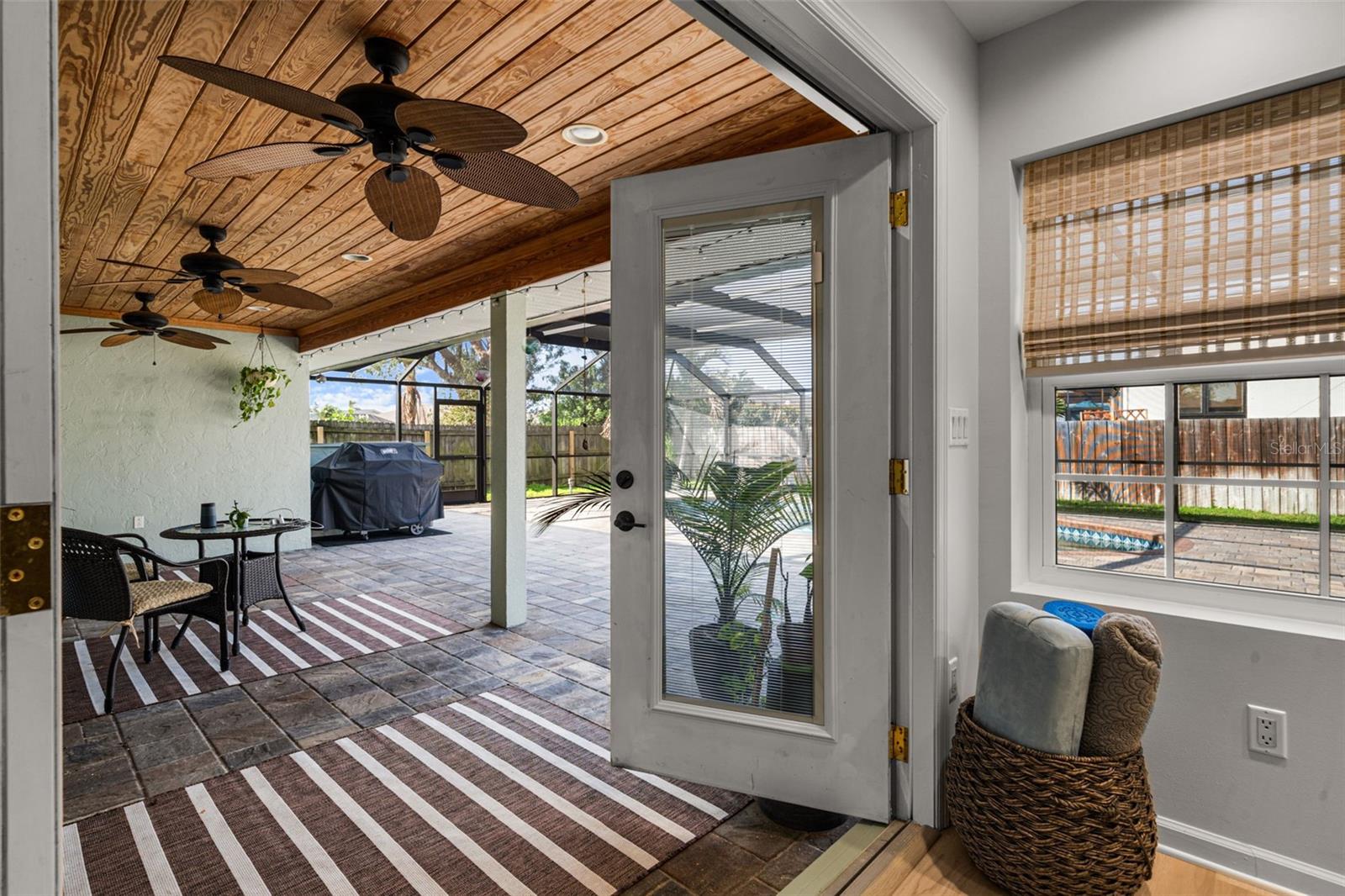 1239 PINEBROOK WAY