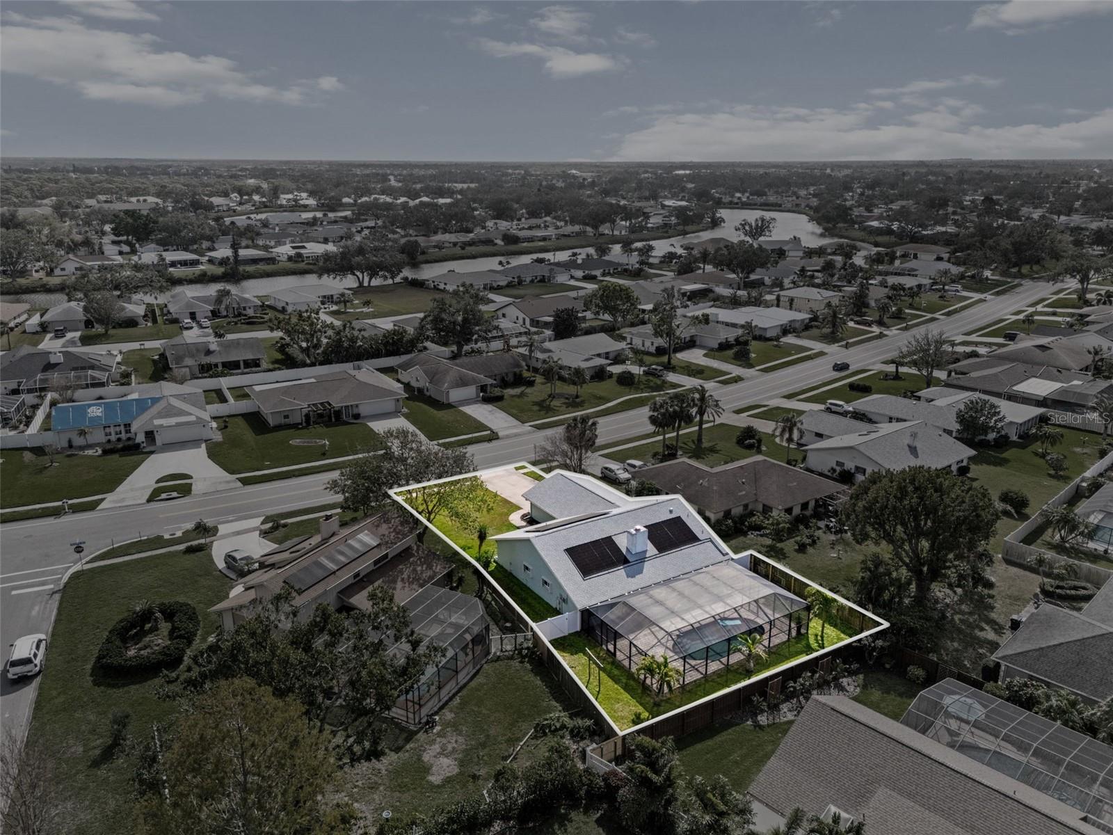 1239 PINEBROOK WAY