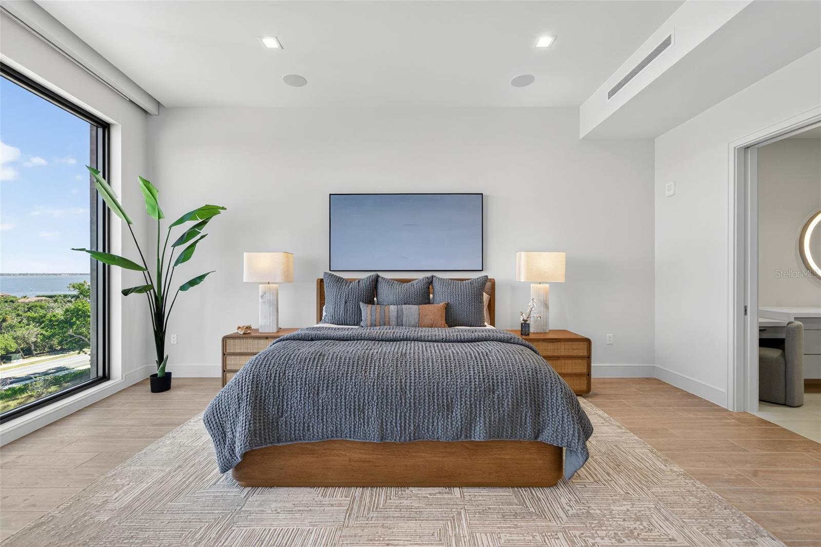 1591 GULF OF MEXICO DR #617