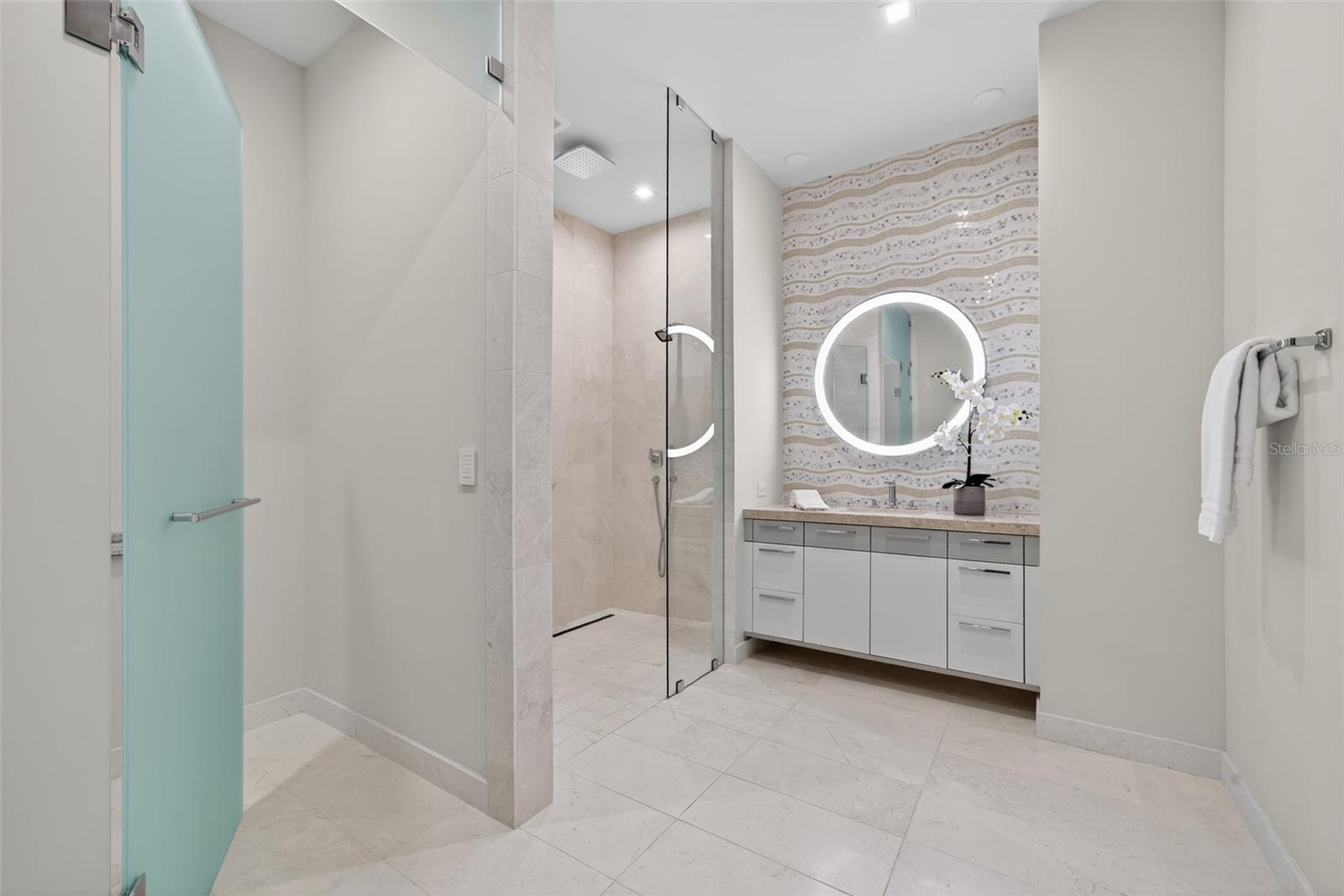 1591 GULF OF MEXICO DR #617