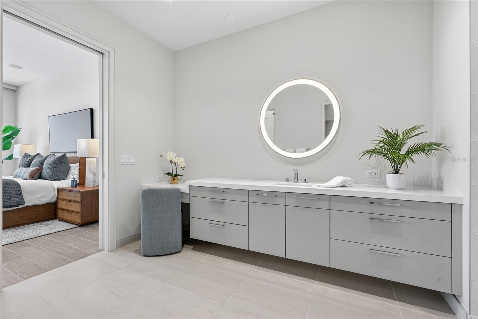 1591 GULF OF MEXICO DR #617