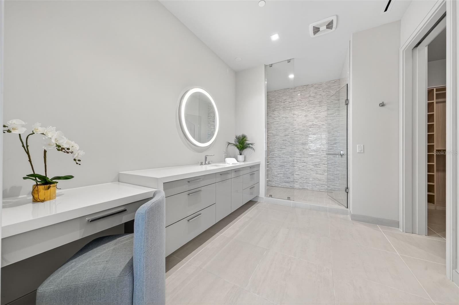 1591 GULF OF MEXICO DR #617