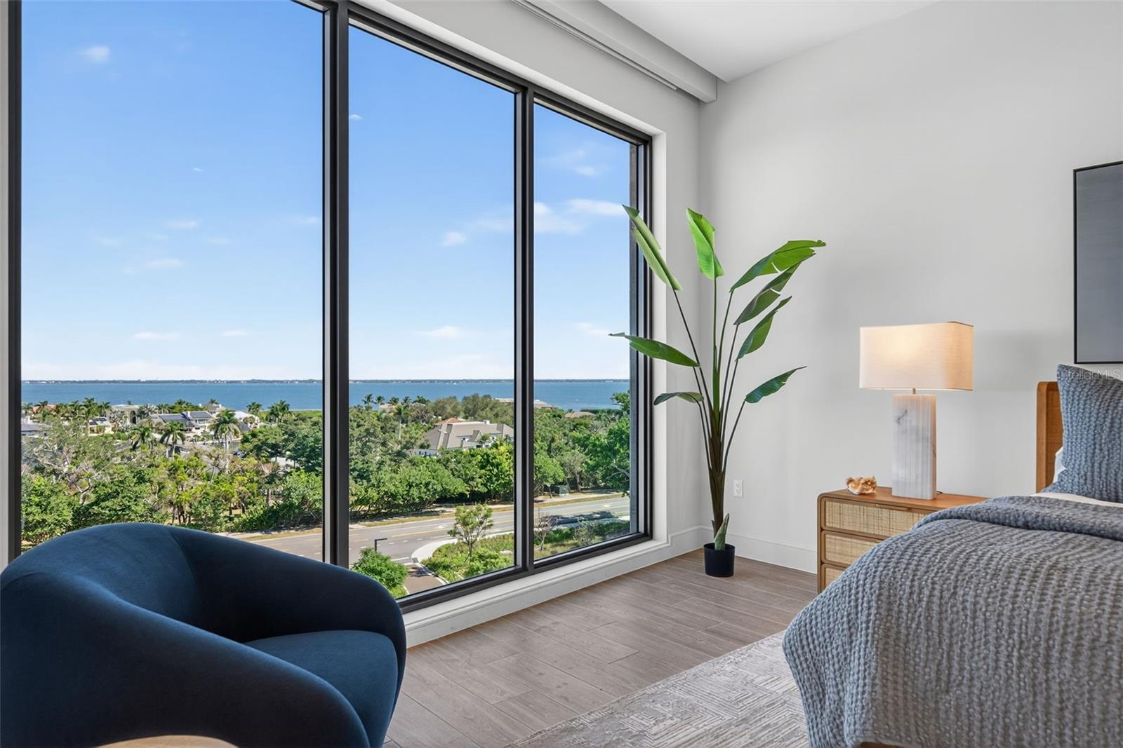 1591 GULF OF MEXICO DR #617