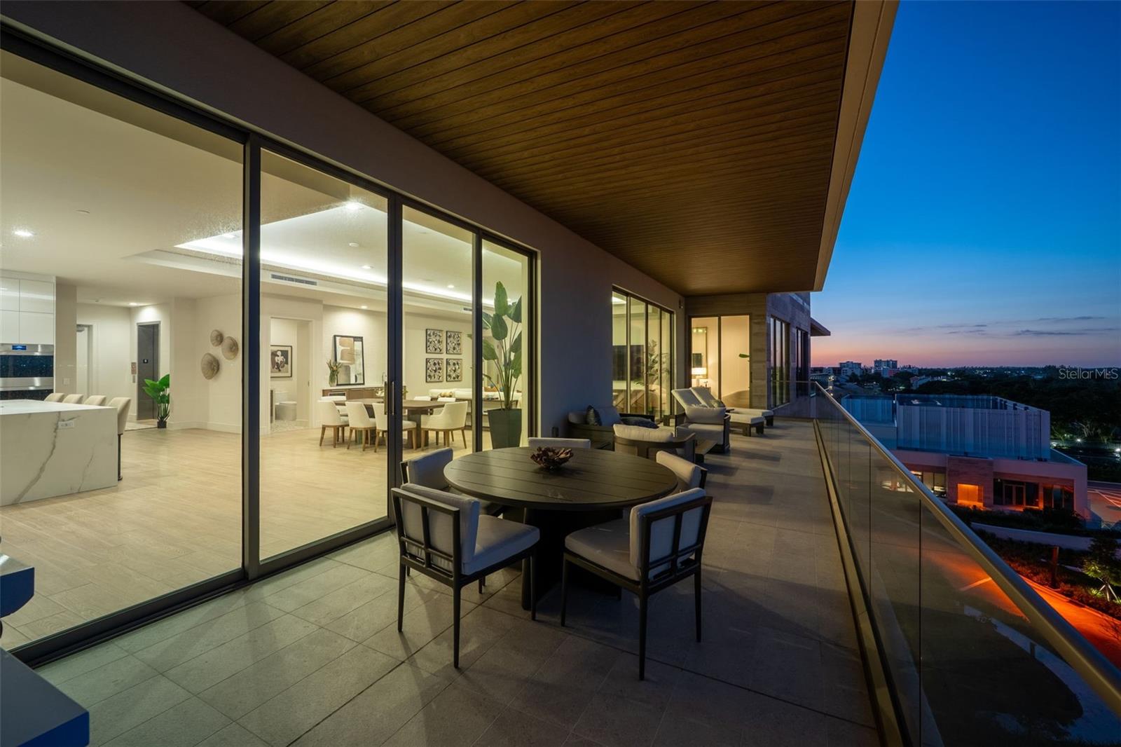 1591 GULF OF MEXICO DR #617