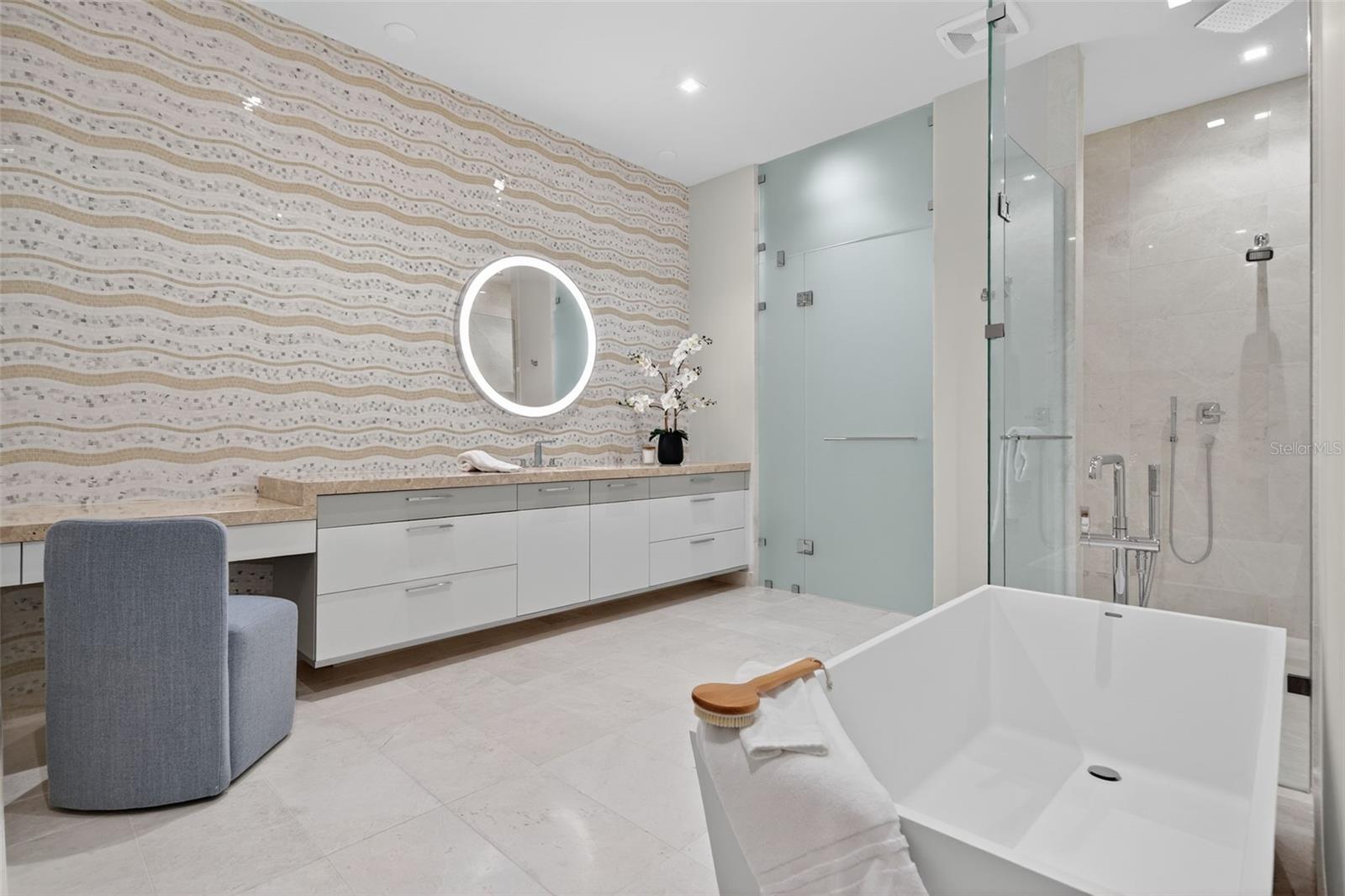 1591 GULF OF MEXICO DR #617