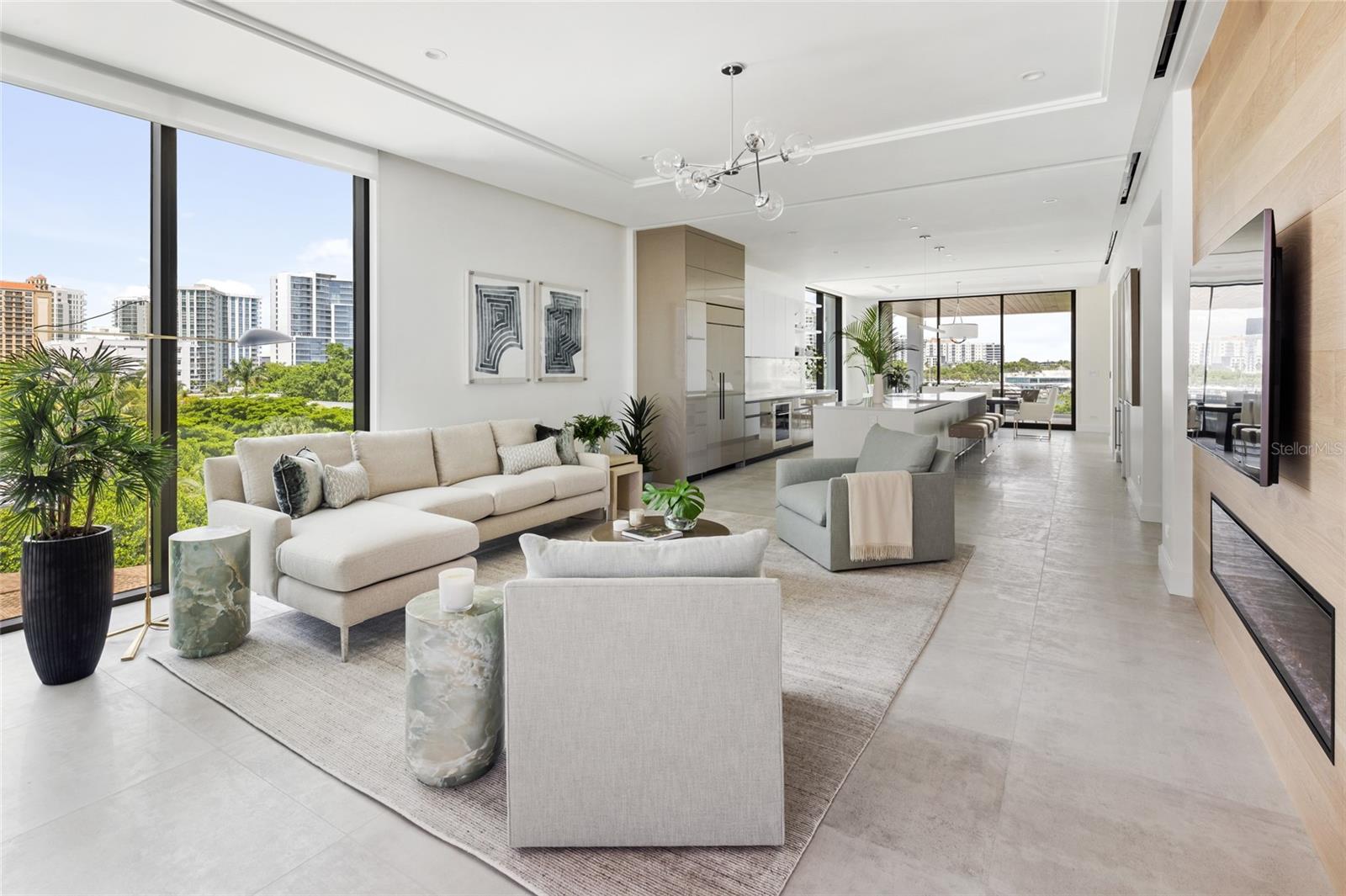509 GOLDEN GATE PT #4