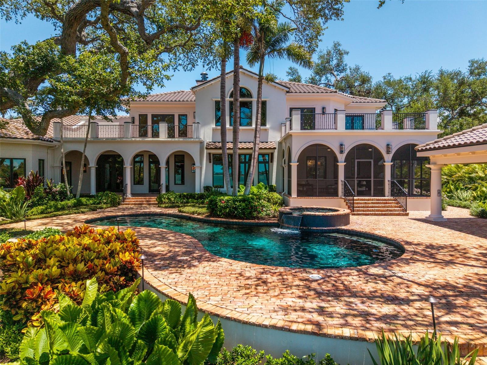 3000 SOUTHWEST DR