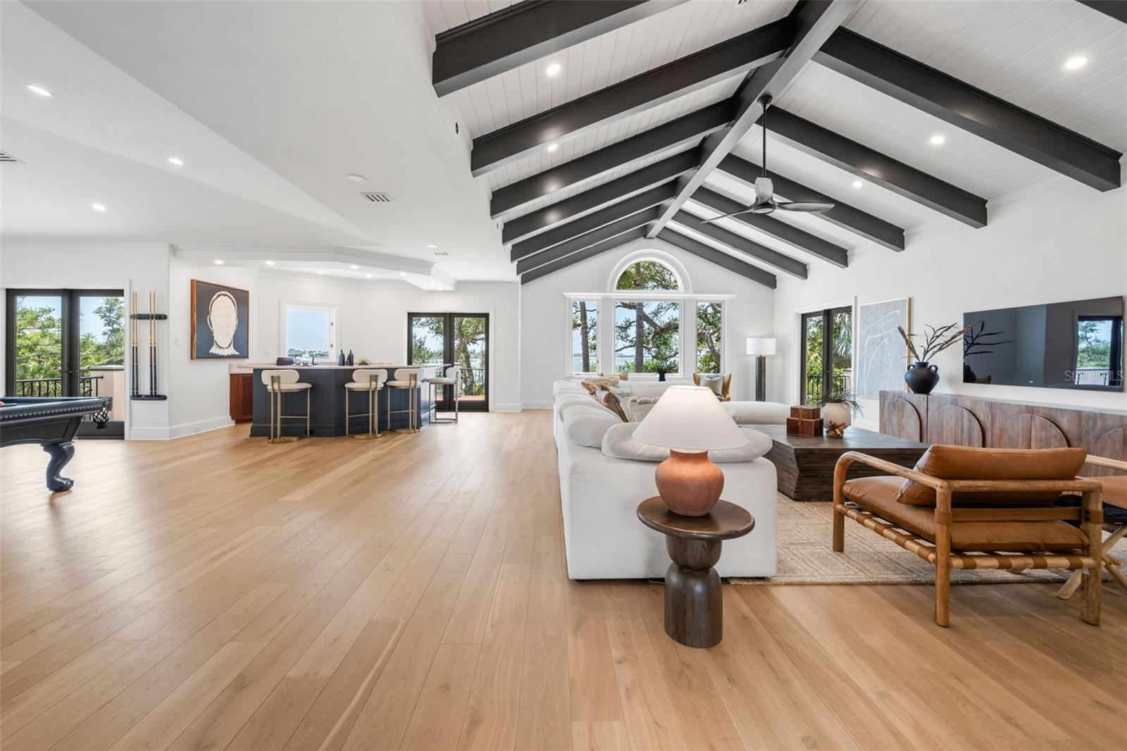 3000 SOUTHWEST DR