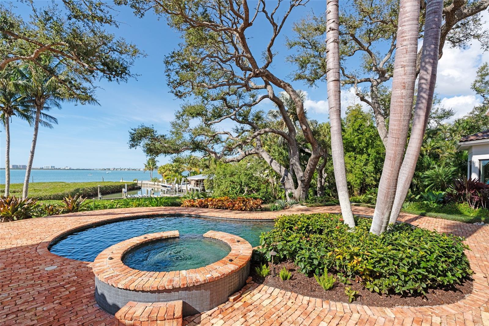 3000 SOUTHWEST DR