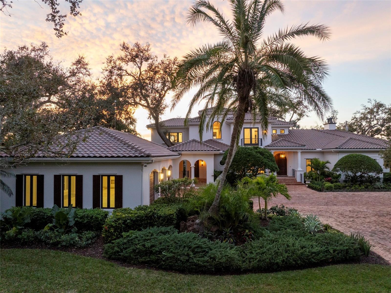 3000 SOUTHWEST DR