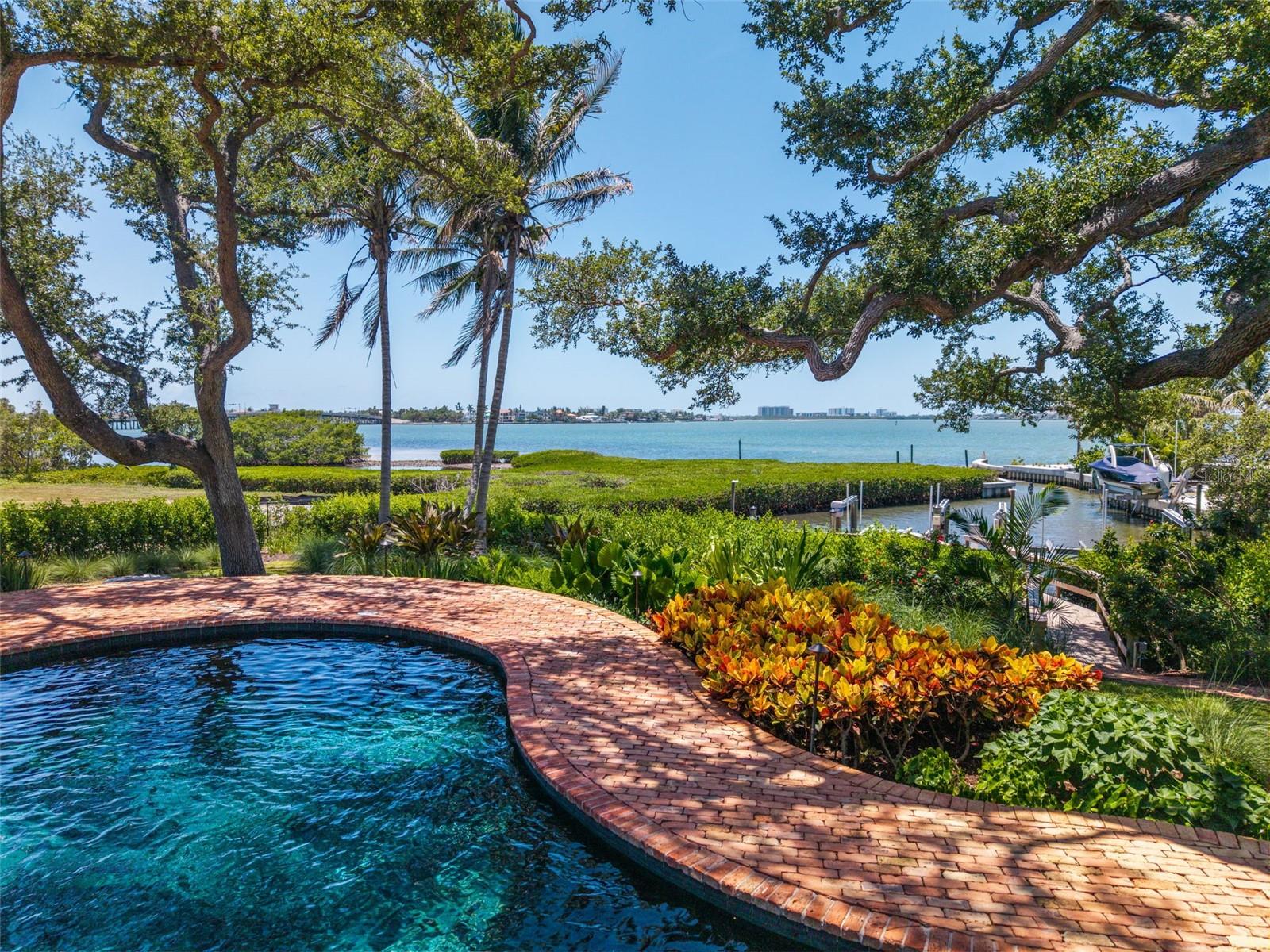 3000 SOUTHWEST DR