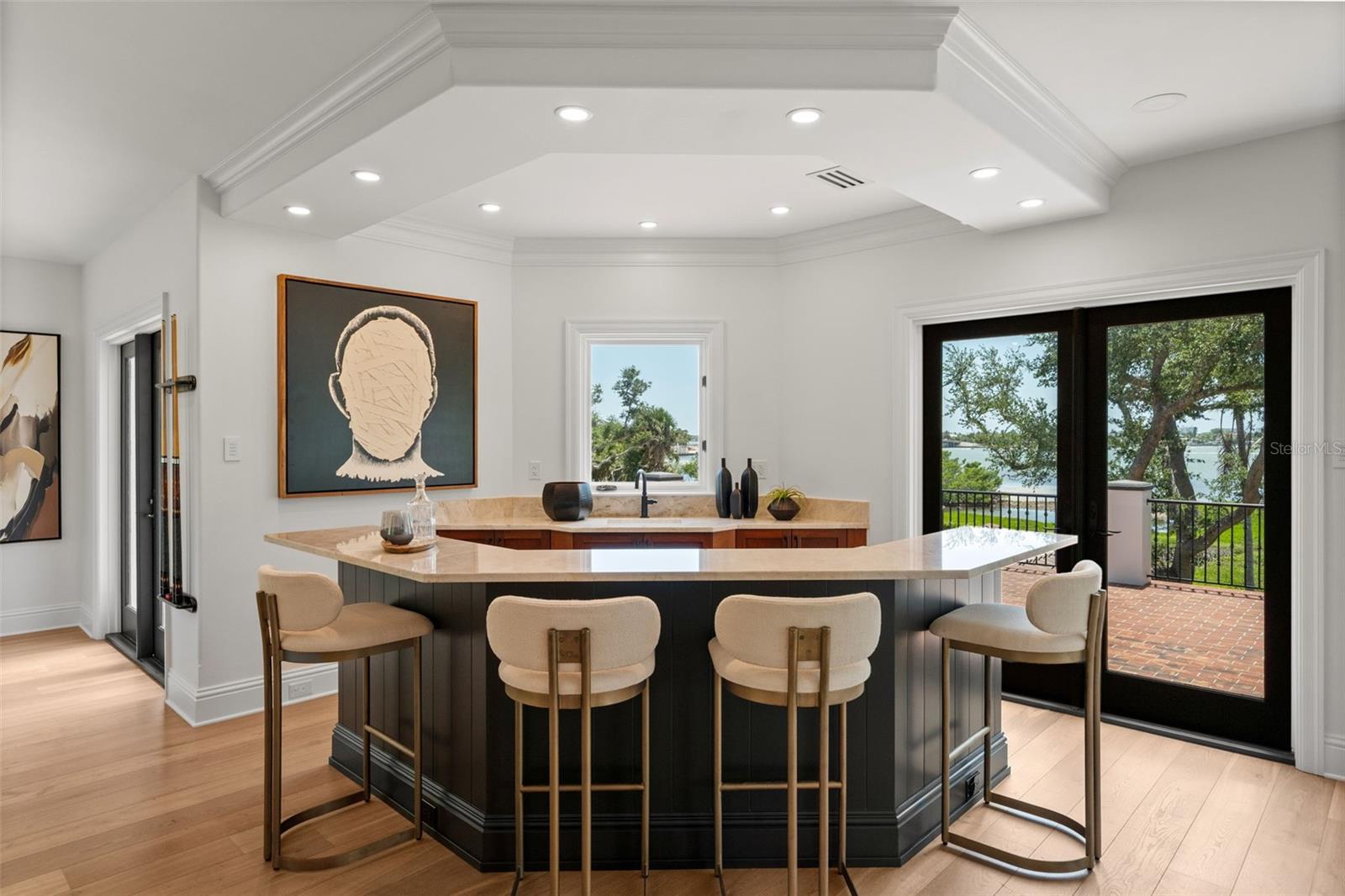 3000 SOUTHWEST DR
