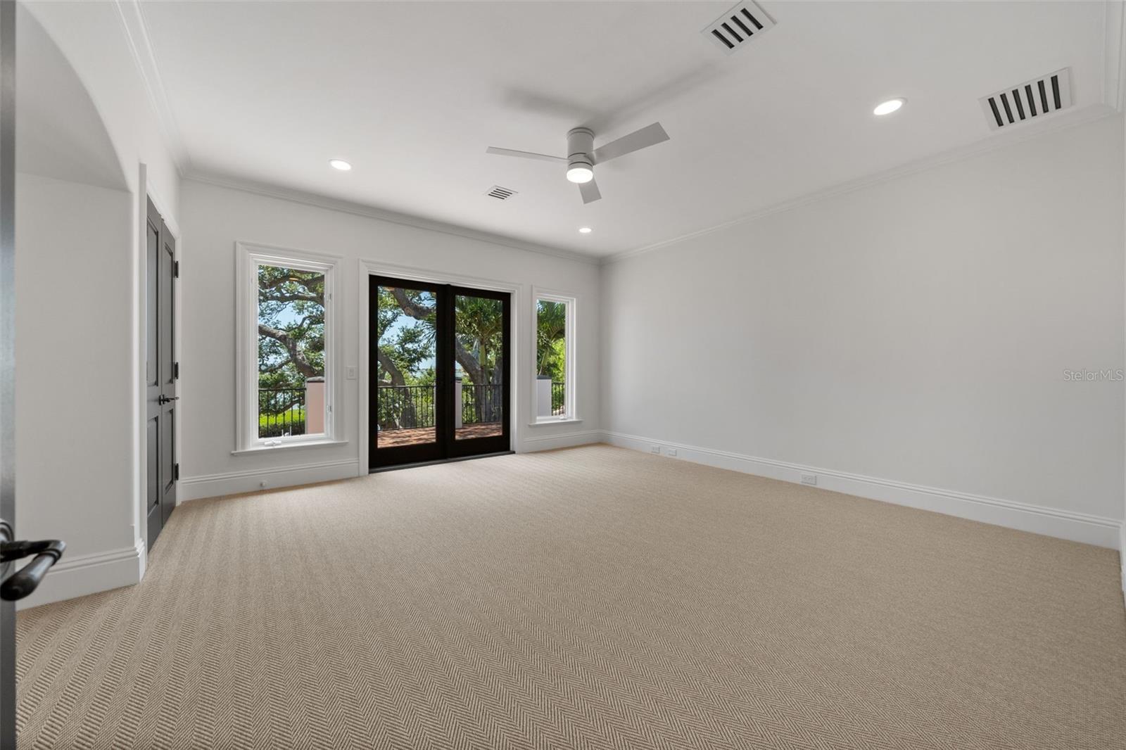 3000 SOUTHWEST DR