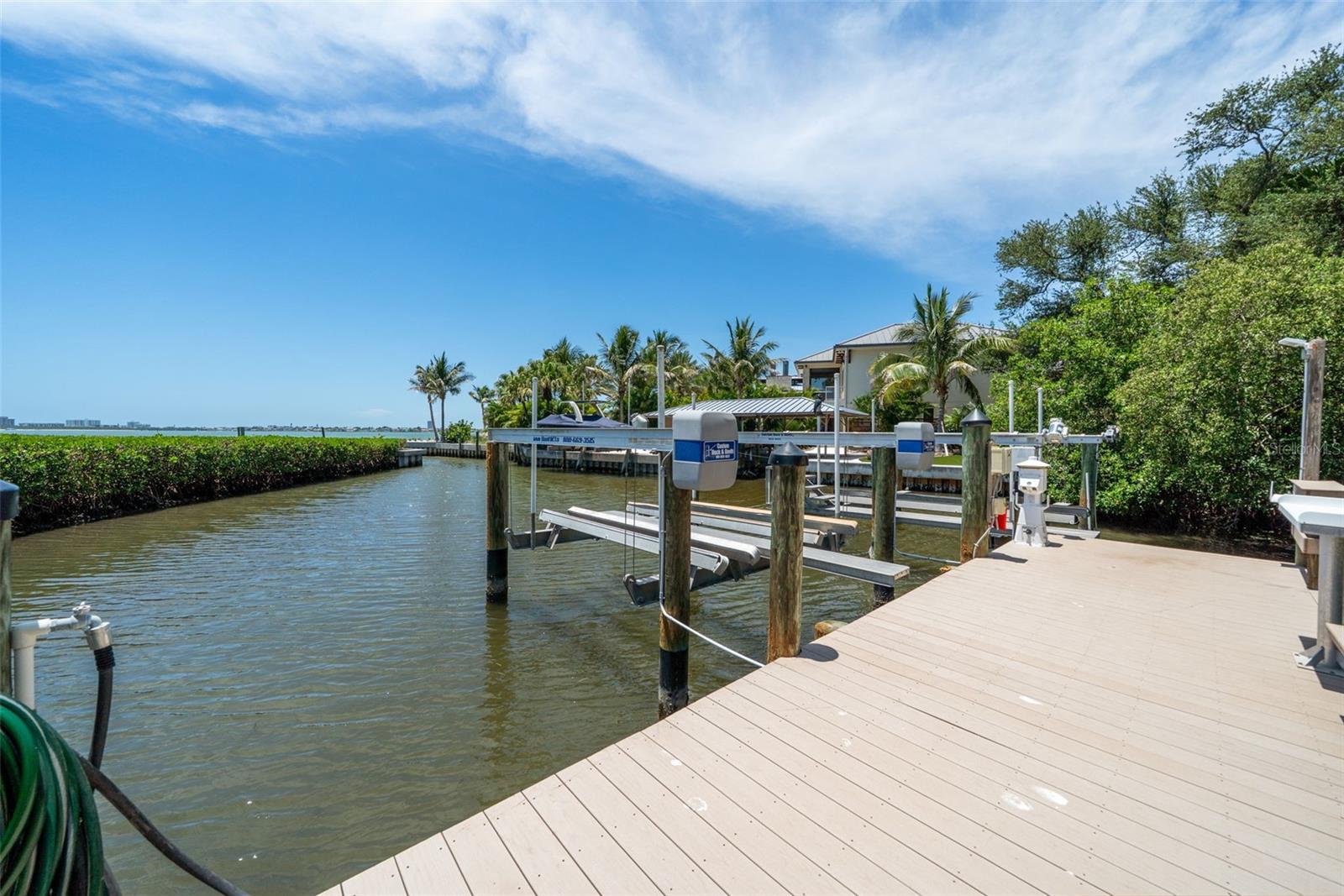 3000 SOUTHWEST DR