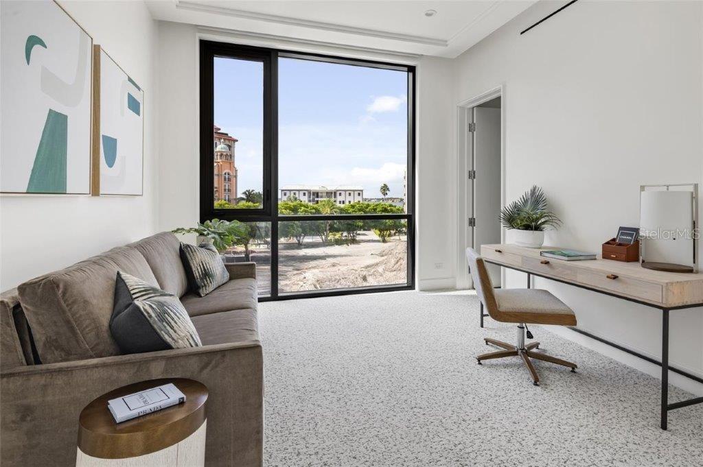 509 GOLDEN GATE PT #3