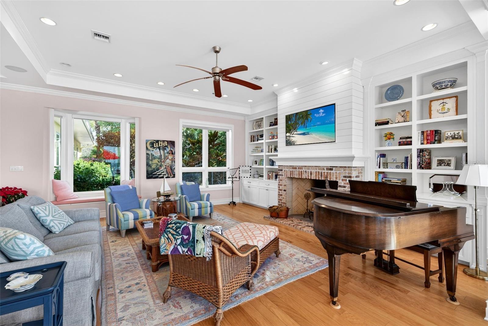 7152 POINT OF ROCKS CIR