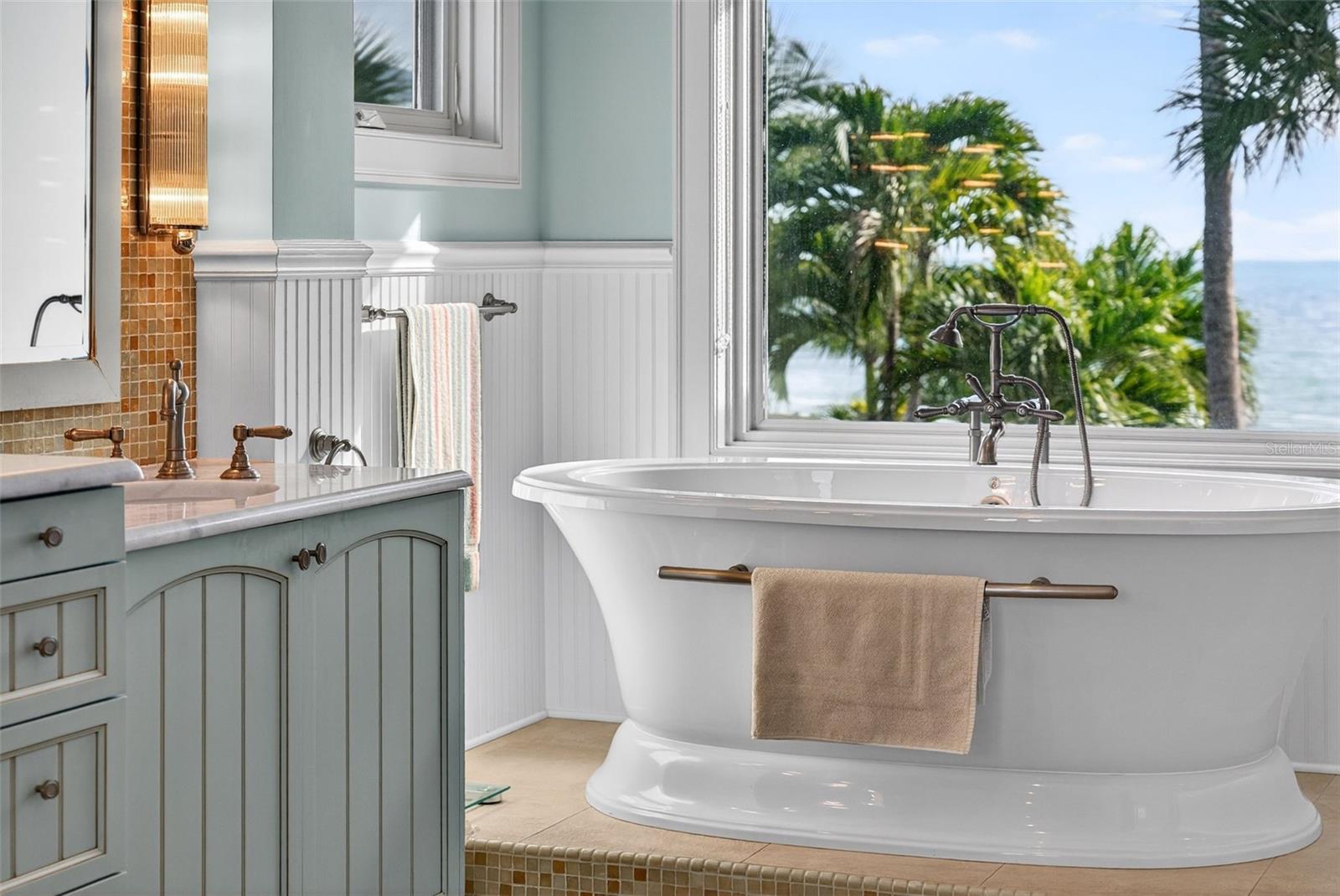 7152 POINT OF ROCKS CIR