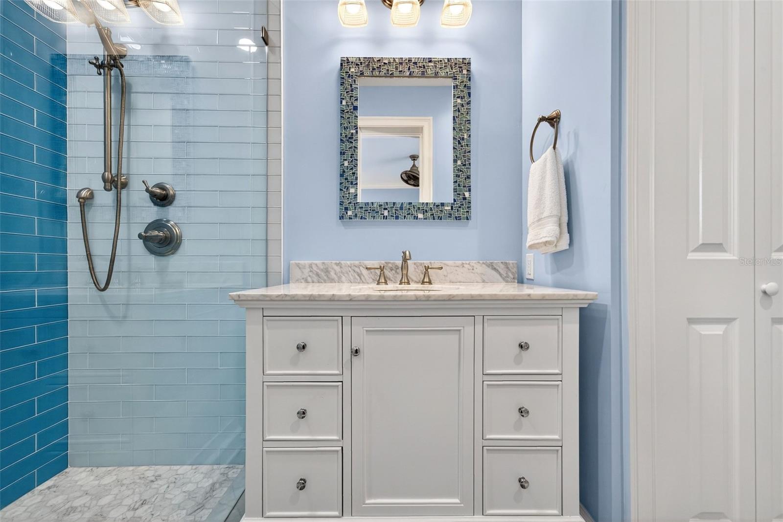 7152 POINT OF ROCKS CIR