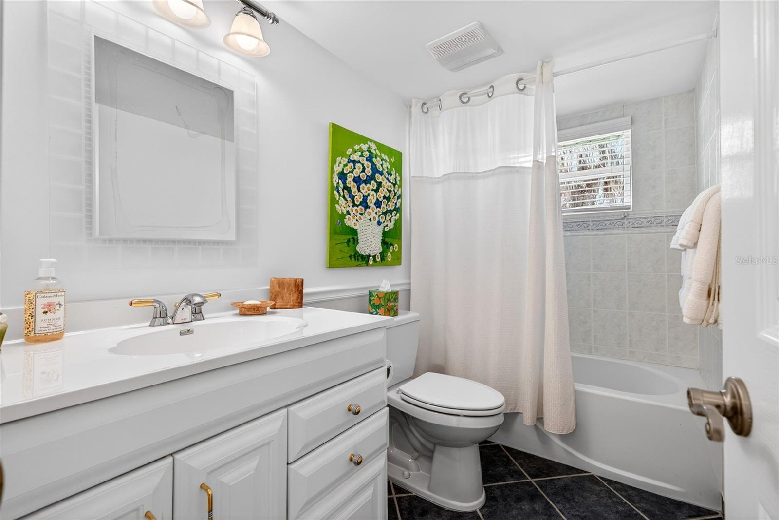 7152 POINT OF ROCKS CIR