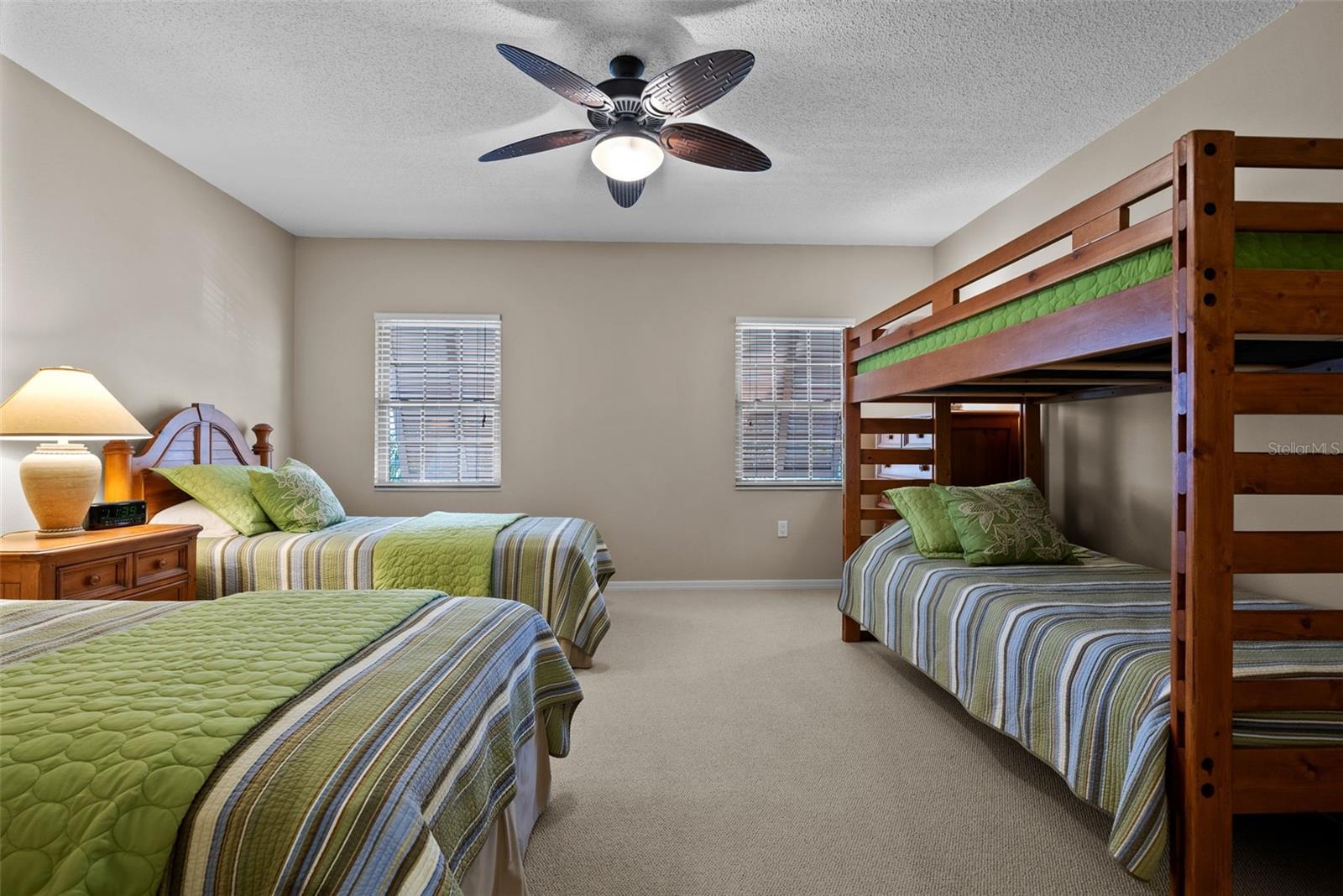 1163 COQUILLE ST #207