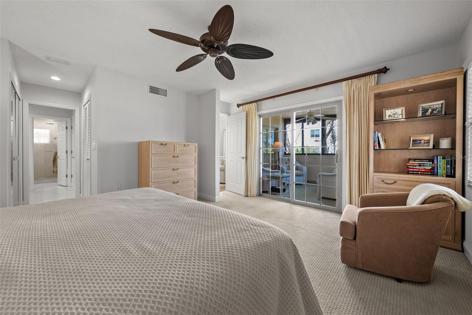 1163 COQUILLE ST #207