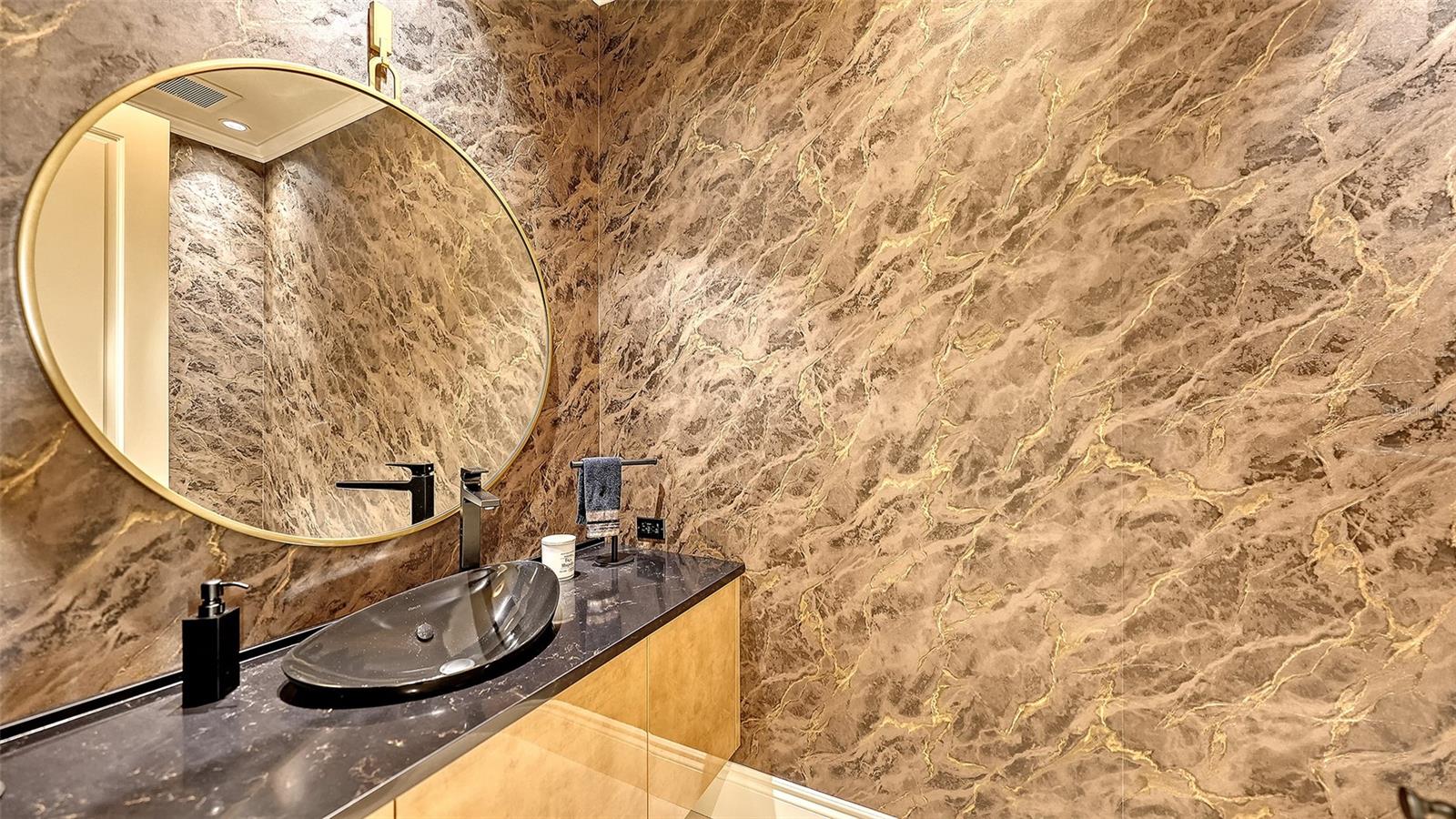 2052 BENJAMIN FRANKLIN DR #PH 1102