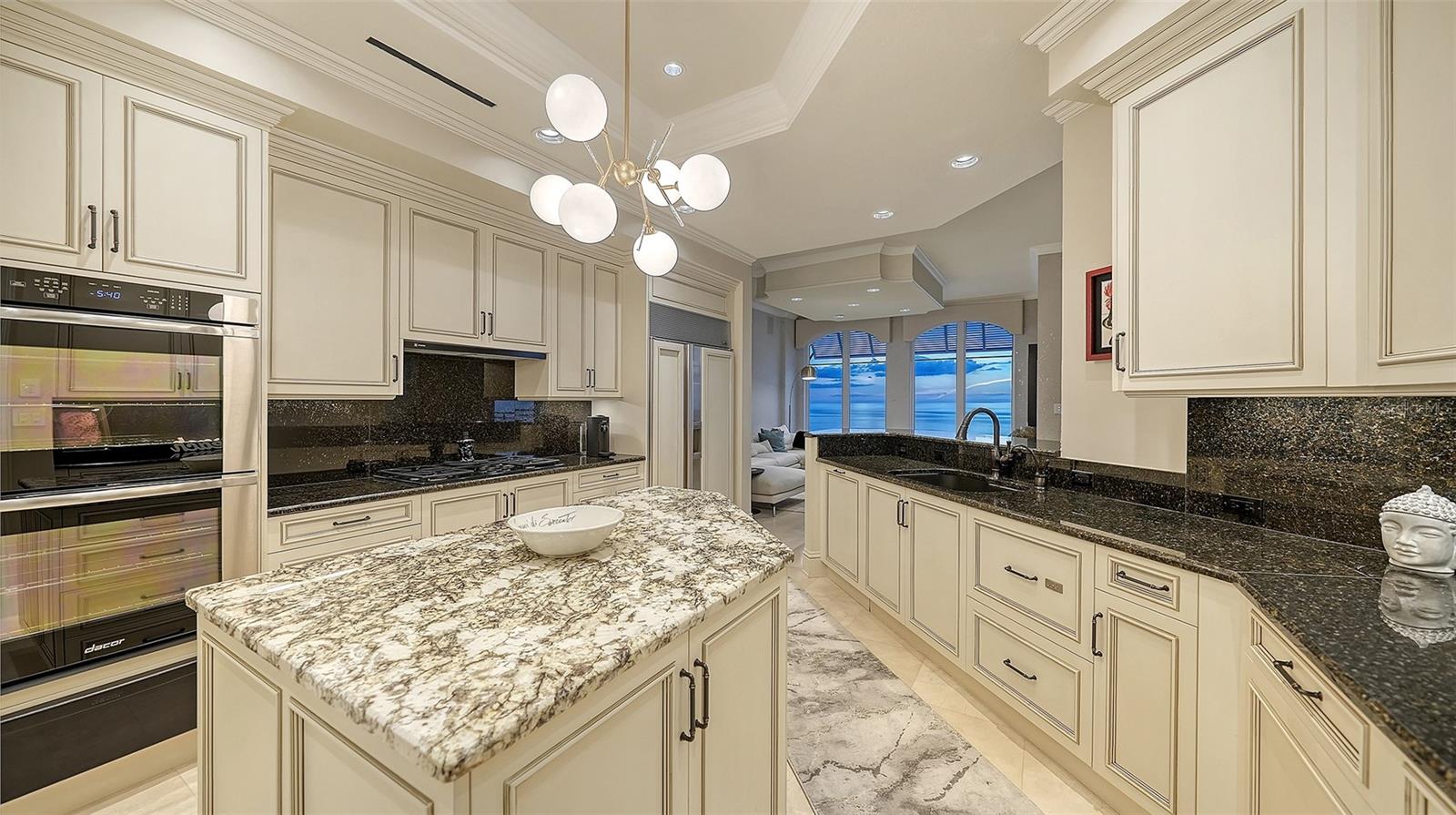 2052 BENJAMIN FRANKLIN DR #PH 1102