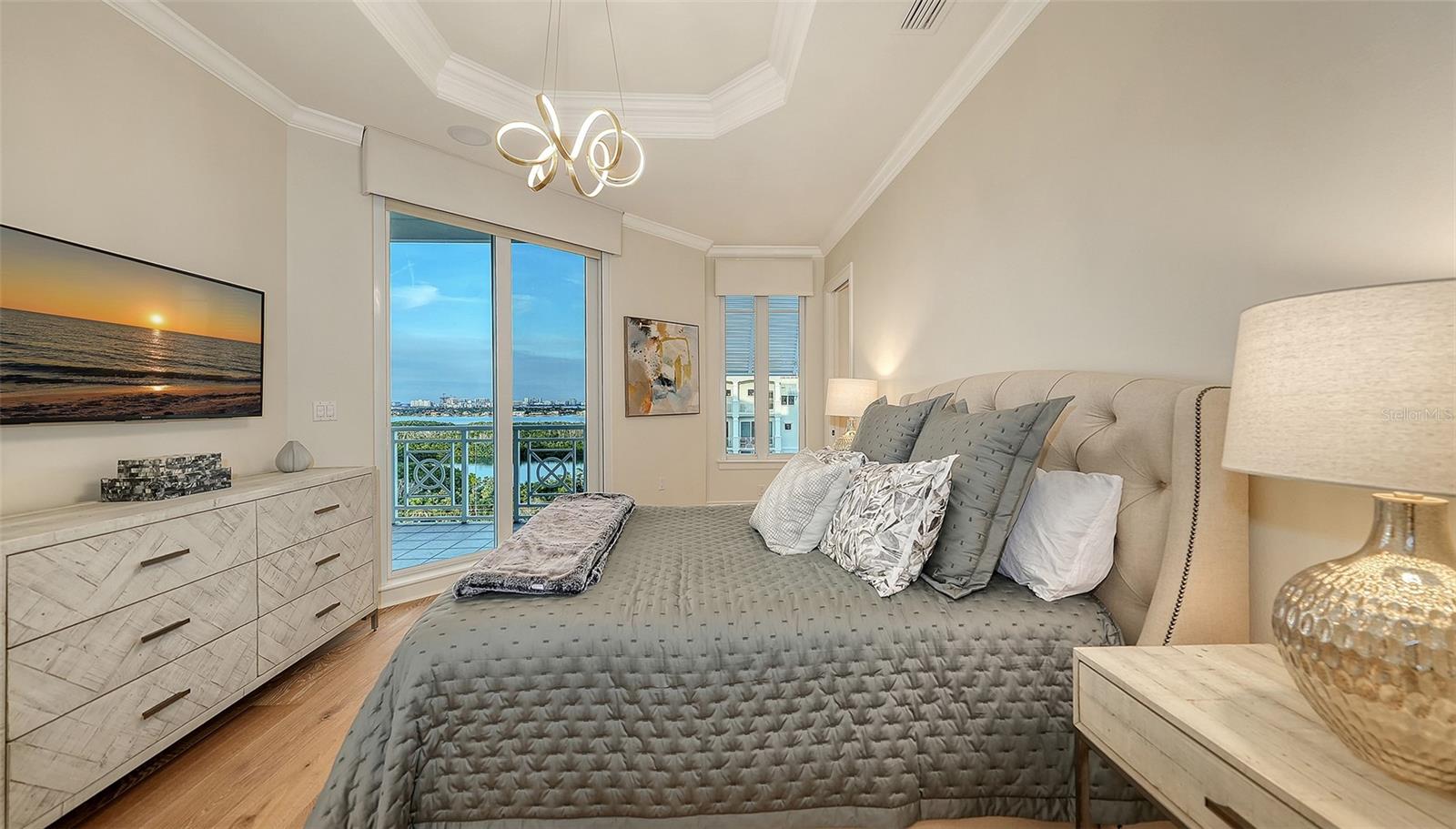 2052 BENJAMIN FRANKLIN DR #PH 1102