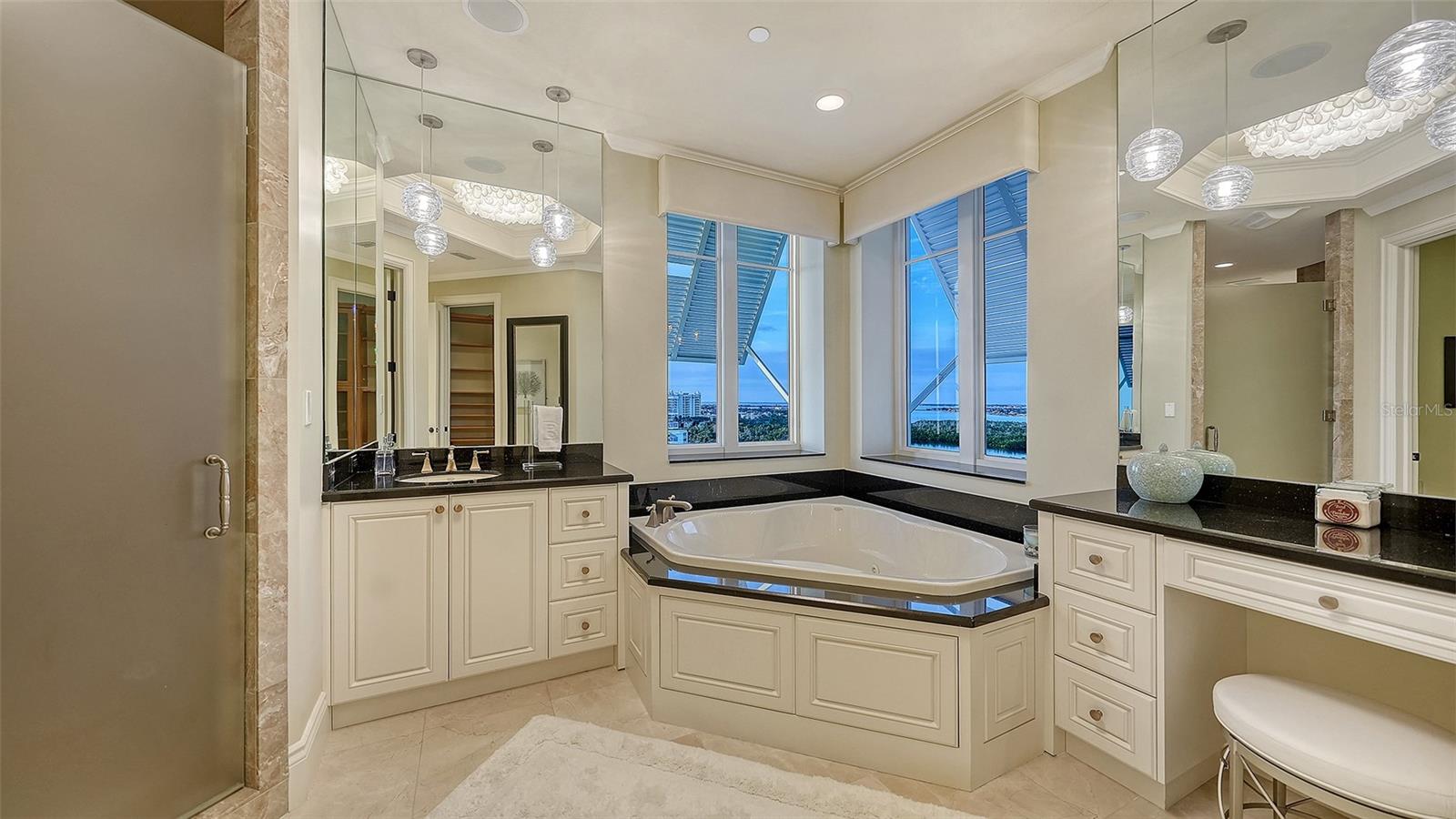 2052 BENJAMIN FRANKLIN DR #PH 1102