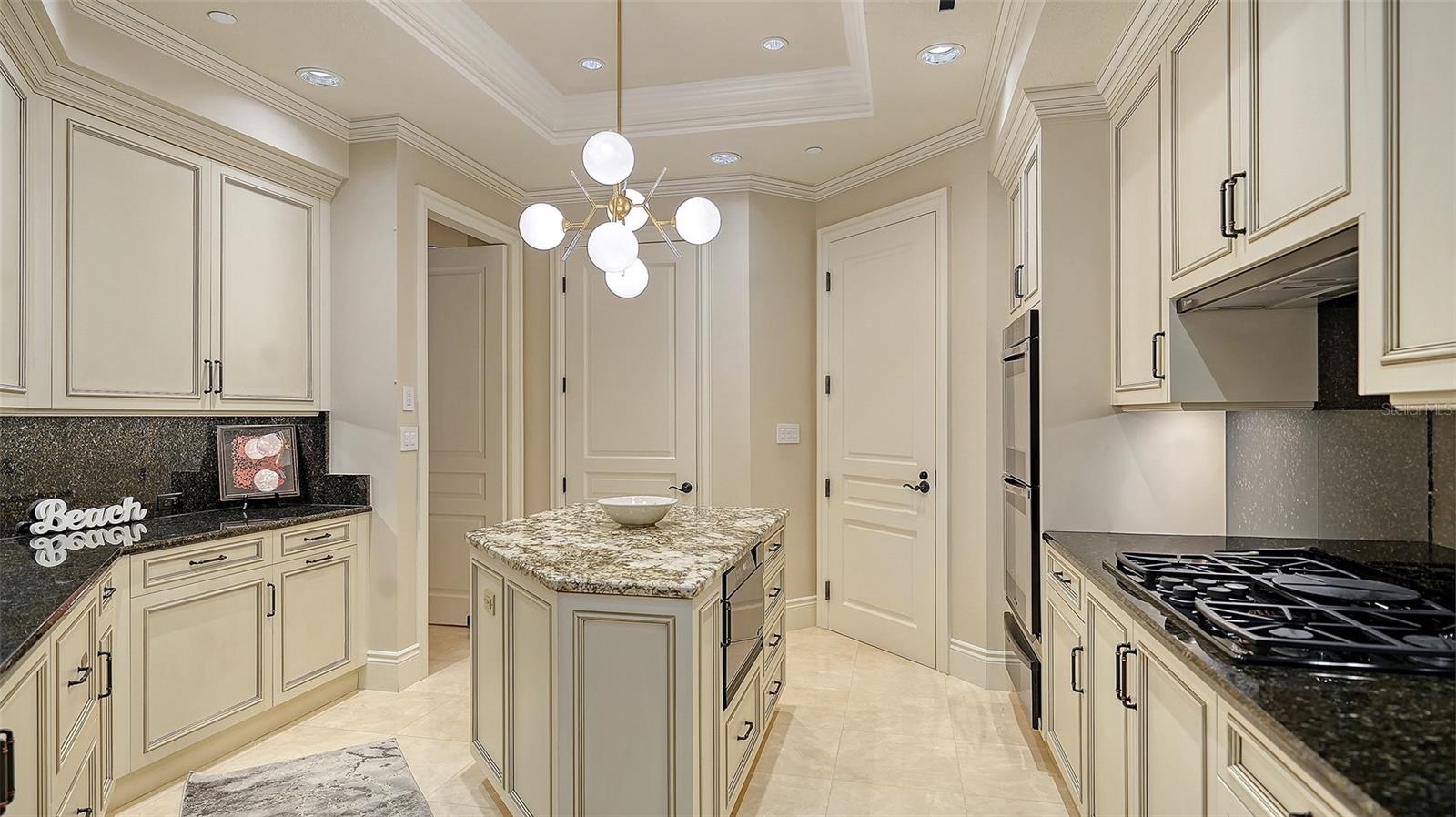 2052 BENJAMIN FRANKLIN DR #PH 1102